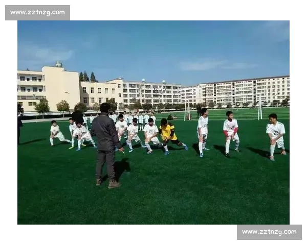 绿茵淬火：南通少年的崩溃成长记